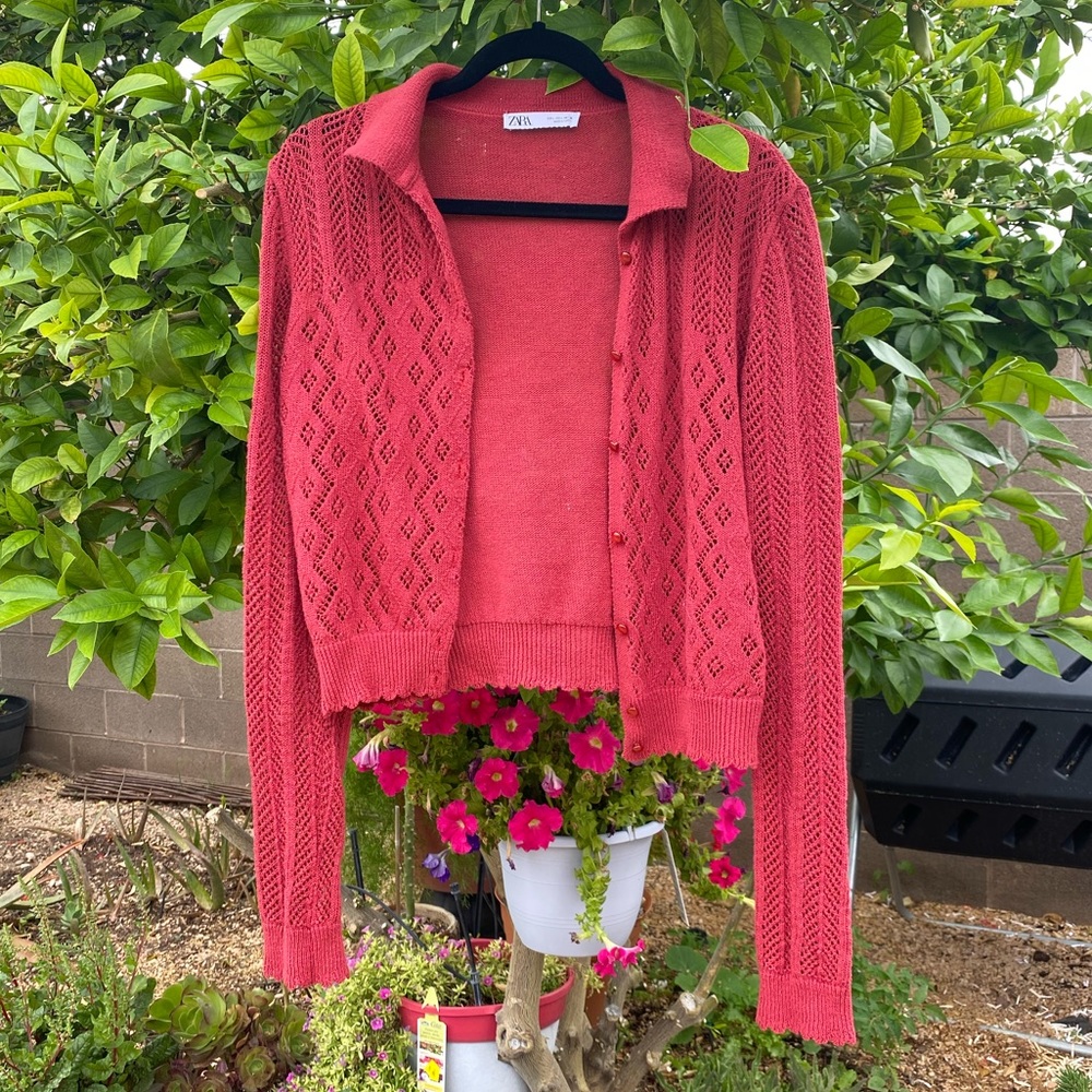 ZARA knit crochet woven cropped red cardigan 🌹